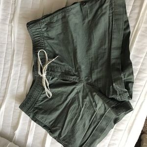 Vuori XS shorts. Never worn. Perfect condition. Great color and material.